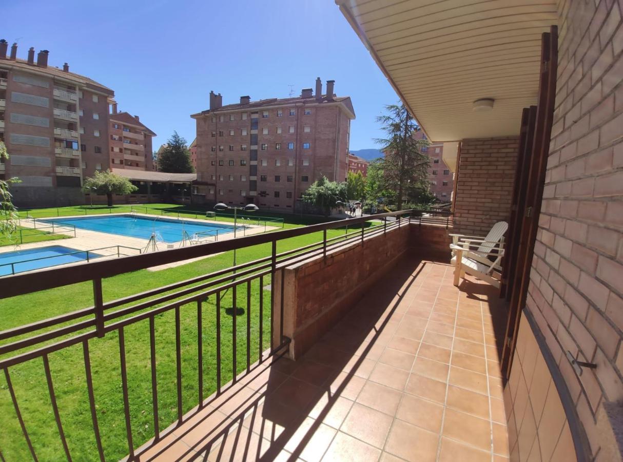 Apartamento Capelot Jaca Exteriér fotografie